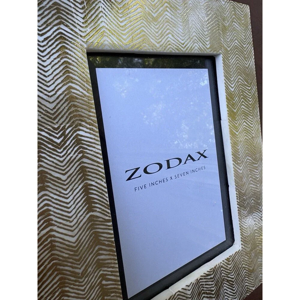Zodax 5x7 Gold Chevron Herringbone Picture Frame